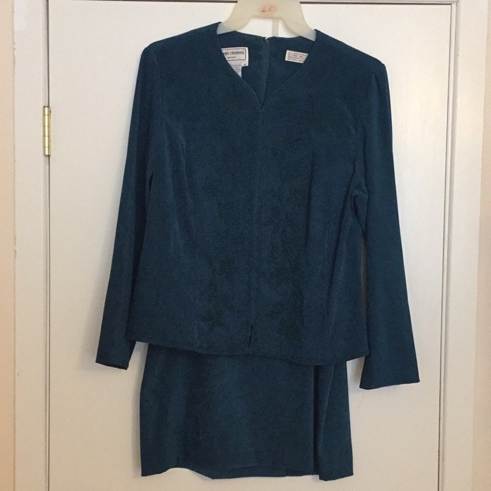 16 Vintage Karin Stevens Skirt Suit EE14 4756